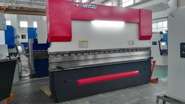 مصنع الفرامل الصحافة CNC 130 طن آلة الصحافة الميكانيكية لتشكيل الصفائح المعدنية