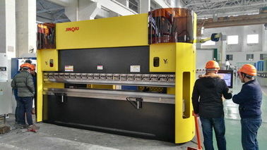 آلة الانحناء المزدوج CNC آلة الضغط على الصفائح آلة الفرامل المؤازرة مضخة محرك 4000M طول