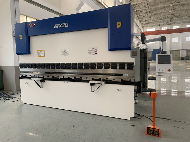 أحدث مدونات الشركة حول كيف يمكن تكرار وكفاءة على الفرامل الصحيحة CNC130T