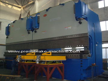 شراء التغذية الأمامية 2.5M CNC 1000Ton Tandem Press Brake Tool الانحناء لوحة الدرابزين online manufacture