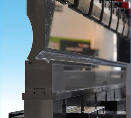 شراء 42CrMo LVD الصحافة الفرامل أدوات 3.2M طول لوحة الصلب الانحناء أسفل يموت online manufacture