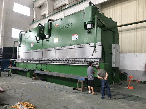 شراء Hydraulic Tandem Press Brake with Throat Depth 200mm-1600mm Max Pressure 40-3000 Tons and Max Speed 70-180 m/min online manufacture