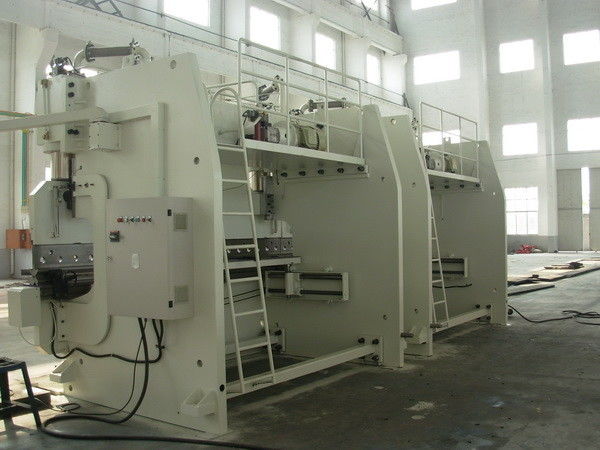 آلات الانحناء الصناعية القياسية للصفائح المعدنية الترادفية بضغط الفرامل WE67K-400T / 4000