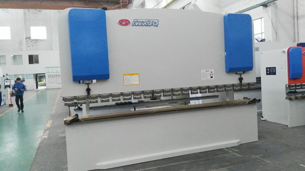 1250mm العرض 100-400T ورقة المعدن الفرامل الصحفية للألومنيوم