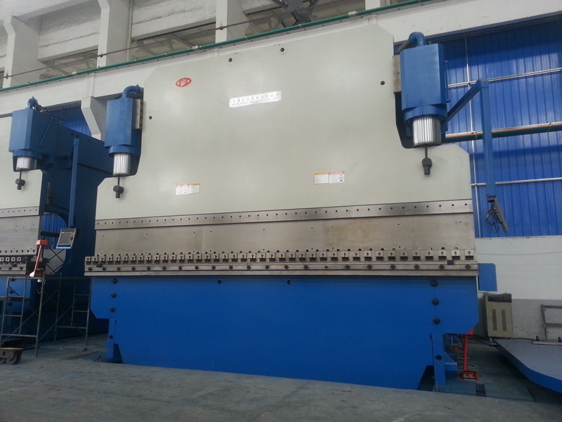 1200T CNC هيدروليكية مطبقة الفرامل طويله 14mm سمك للاستخدام الصناعي