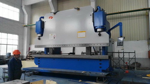 400T قوة ثقيلة الفرامل الهيدروليكية 7m الطول سمك 8mm طلاء المعدن