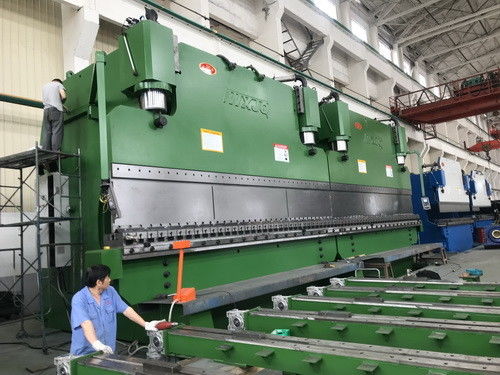 1200 طن LVD CNC آلة الفرامل التزامية للضغط 100 - 3000 طن الطاولة الطول 2 - 12m