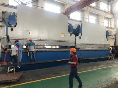 أوتوماتيكي مكافحة الكهرباء الكهربائية 3000 طن طول الطاولة 12000mm ثني 20mm ورقة