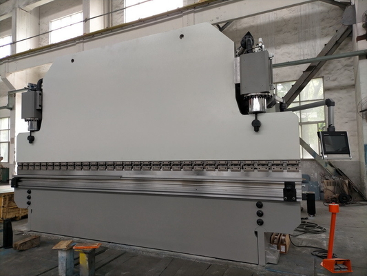 600T CNC الفرامل الهيدروليكية للضغط 14m الطول لثني ورق المعدن وتشكيل